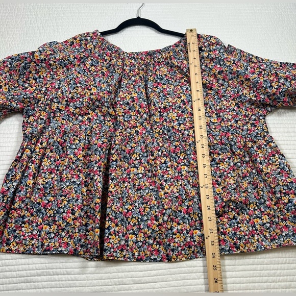 Old Navy Babydoll Floral Blouse w/ Pouf  Sleeves. Size XXL. - Picture 5 of 6